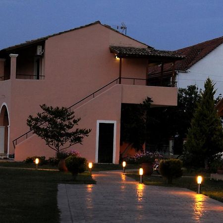 Kávos Biscoutsis Apartments & Studios المظهر الخارجي الصورة